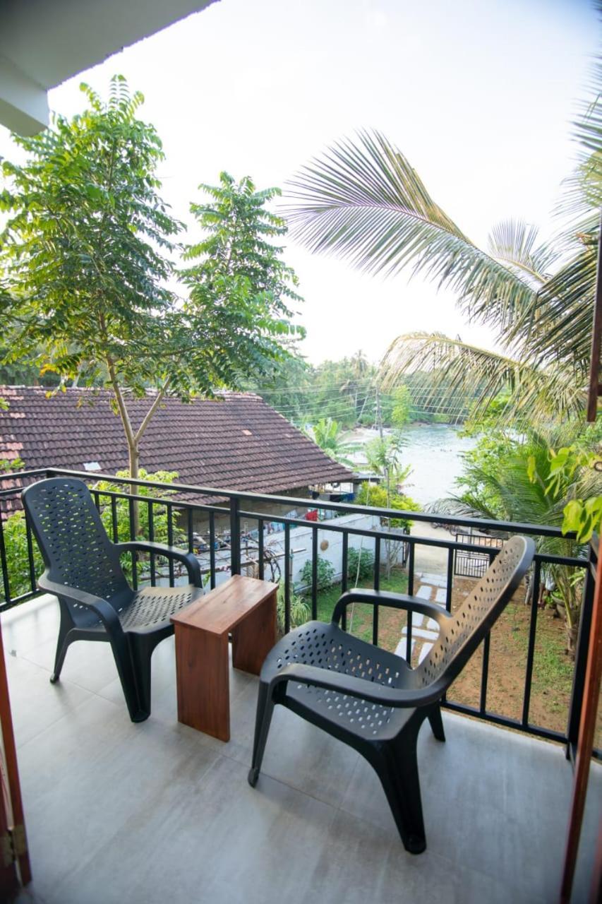 Light House Beach Home Matara Exteriör bild